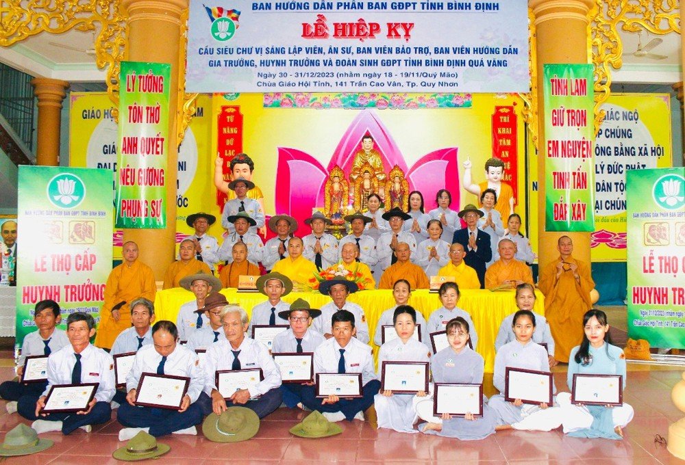 Bình Định: Phân ban Gia Đình Phật Tử tỉnh tổ chức Lễ thọ cấp Huynh Trưởng năm 2023